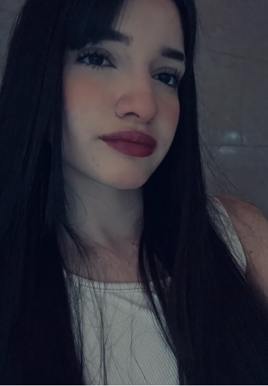 Lucia from Argentina, online on Chatiw.cc